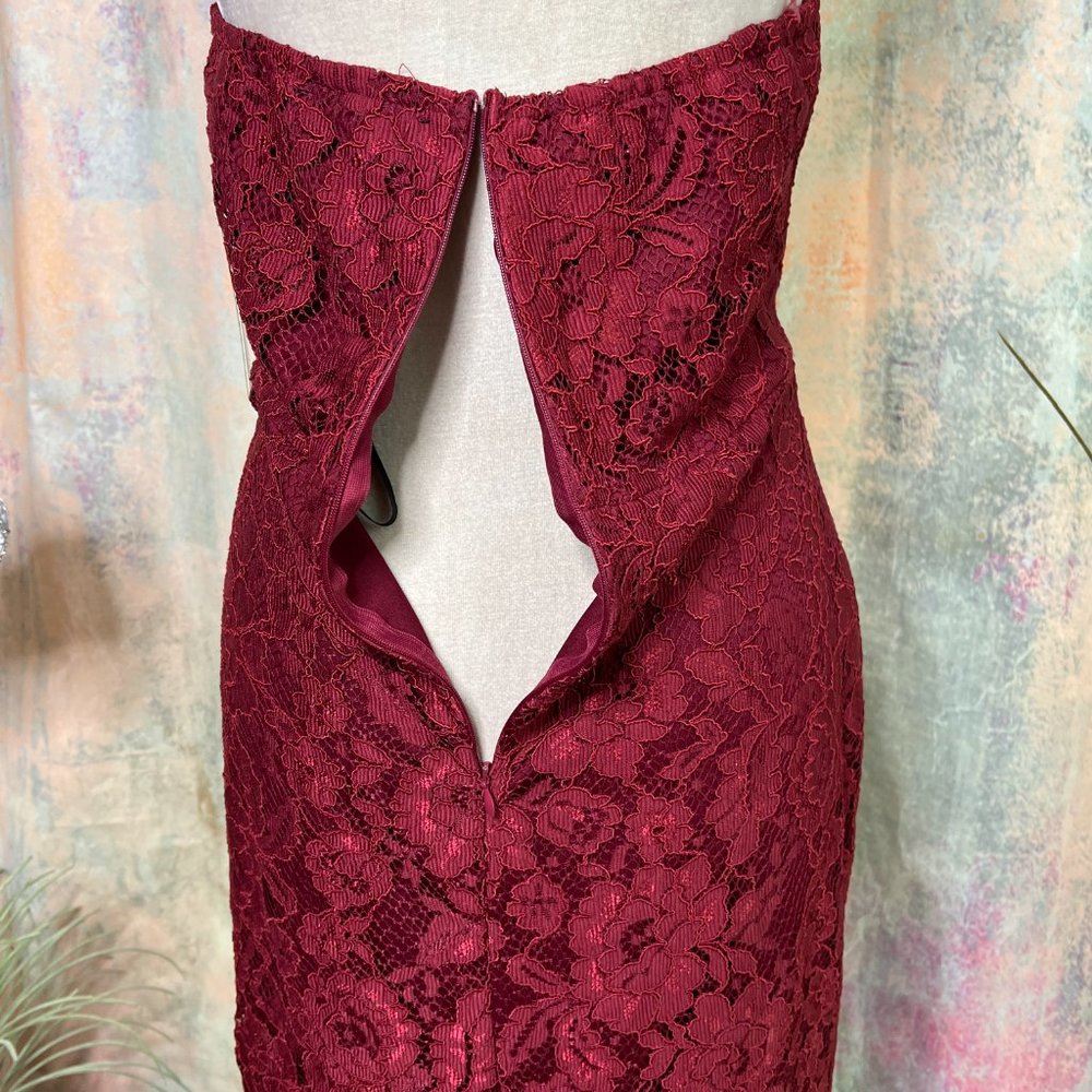 NWT πLulus Stay Stunning "Wow the Crowd" Burgundy Lace Strapless Dress! - Picture 9 of 16